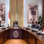 اجتماع رئيس الوزراء مع مسؤولي شركة أباتشي