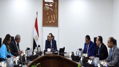 اجتماع رئيس الوزراء مع وزير التموين