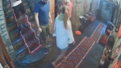 السائحون الإيطاليون