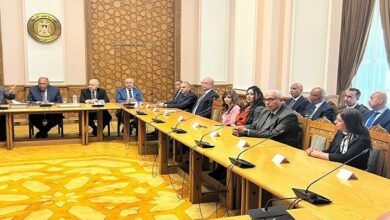 وزير الخارجية مع رؤساء البعثات