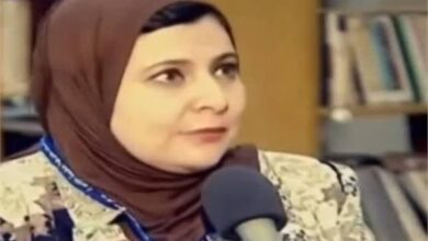 الدكتورة نجلاء رأفت عميد آداب القاهرة