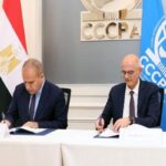 جانب من توقيع الاتفاقية