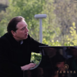 عازف البيانو التركي فاضل ساي