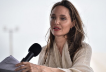 النجمة العالمية أنجلينا جولي