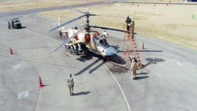 التطهير الكيميائى لإحدى القواعد الجوية