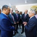 رئيس الأكاديمية العربية خلال تفقد مجمع خدمة الصناعة
