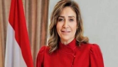 وزيرة الثقافة