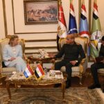 الفريق أول محمد زكي مع وزيرة دفاع هولندا