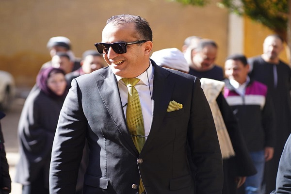 النائب الجزائري محمد خوان