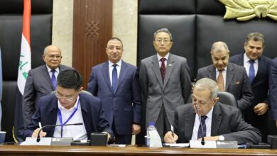 جانب من توقيع الاتفاقية