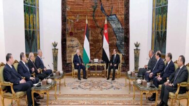 الرئيس السيسي مع الرئيس الفلسطيني محمود عباس