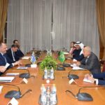 لقاء أبو الغيط مع وزير خارجية اليونان