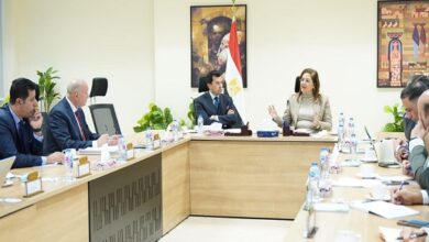 وزيرا التخطيط والرياضة
