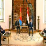 الرئيس السيسي مع نظيره الاريتري