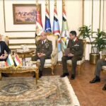 لقاء وزير الدفاع ونظيره البلغاري بحضور رئيس الأركان