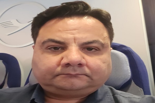 هشام حلمي بكر