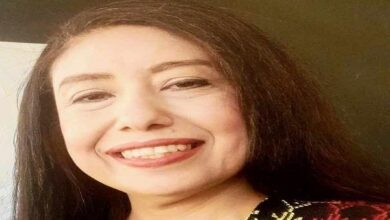 الفنانة التشكيلية وفاء ياديس