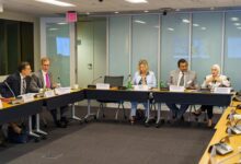 اجتماع البرلمان العربي مع البنك الدولي