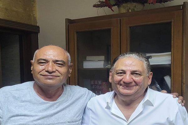 الحاج صلاح عامر مع اللواء طبيب عزت عبد الخالق