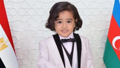 أصغر دبلوماسي آدم أحمد