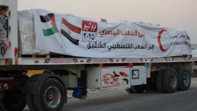 الهلال الأحمر المصري يرسل 1500 طن مساعدات إضافية إلى غزة عبر معبر كرم أبو سالم