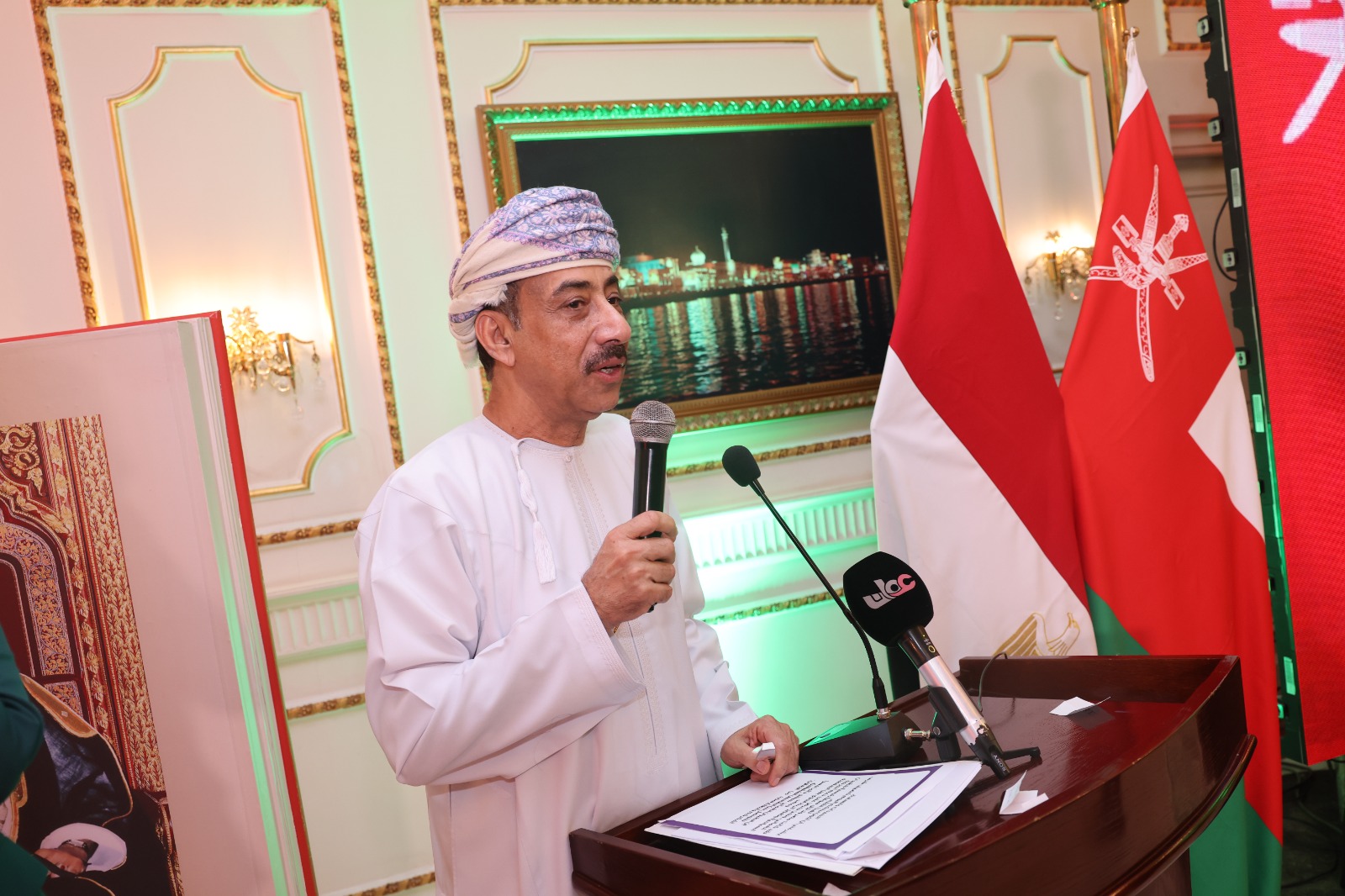 السفير عبدالله بن ناصر الرحبي سفير سلطنة عٔمان في القاهرة