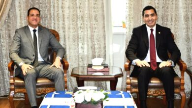 اجتماع وزير الشباب مع مسؤولي التعليم لتعزيز الأنشطة الرياضية للطلاب