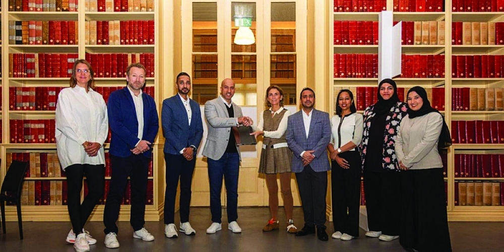 جانب من توقيع الاتفاقية