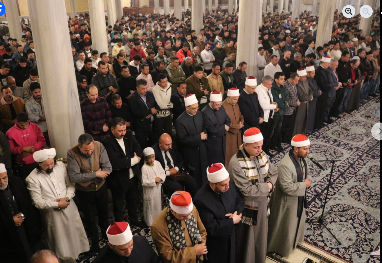 الليلة السابعة رمضان في مسجد كبير