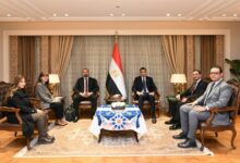 اجتماع وزير الشباب مع منظمة OECD لتعزيز سياسات الشباب وتمكينهم