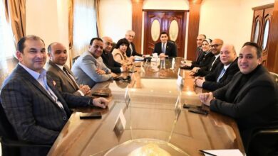 وزير الشباب والرياضة خلال لقاء اللجنة البارالمبية المصرية لمتابعة خطط إعداد الأبطال البارالمبيين