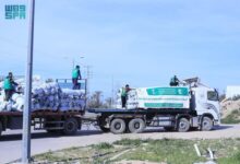 مساعدات السعودية غزة تصل عبر قافلة إنسانية تحمل خيام إيواء للنازحين في قطاع غزة