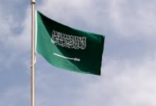 لقطات من فعاليات ملتقى الطائف للعطريات توضح مشاركة الوفود الدولية والورش العلمية لابتكار حلول تقنية في استخلاص الزيوت العطرية الفاخرة.